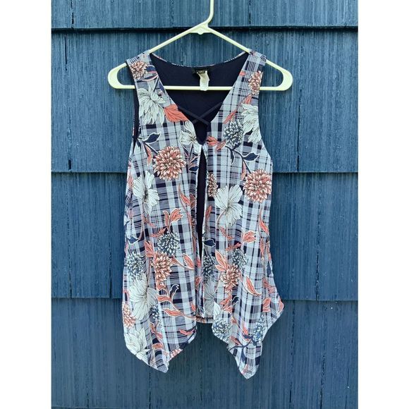 Plaid Floral Patten Blouse - Picture 1 of 8